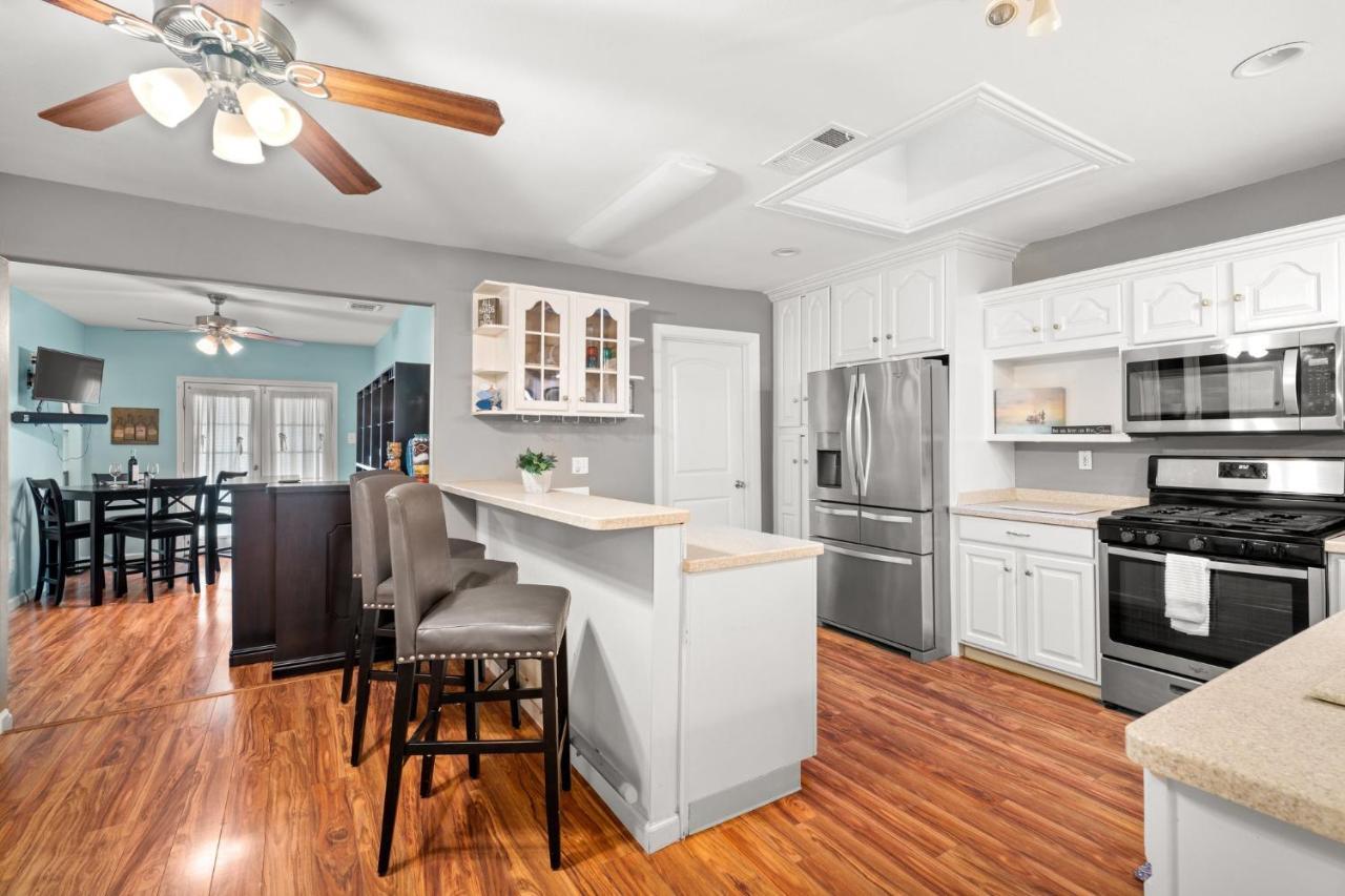 1 Min To Beach Ocean Breeze 3Br Fast Wifi Γκάλβεστον Εξωτερικό φωτογραφία